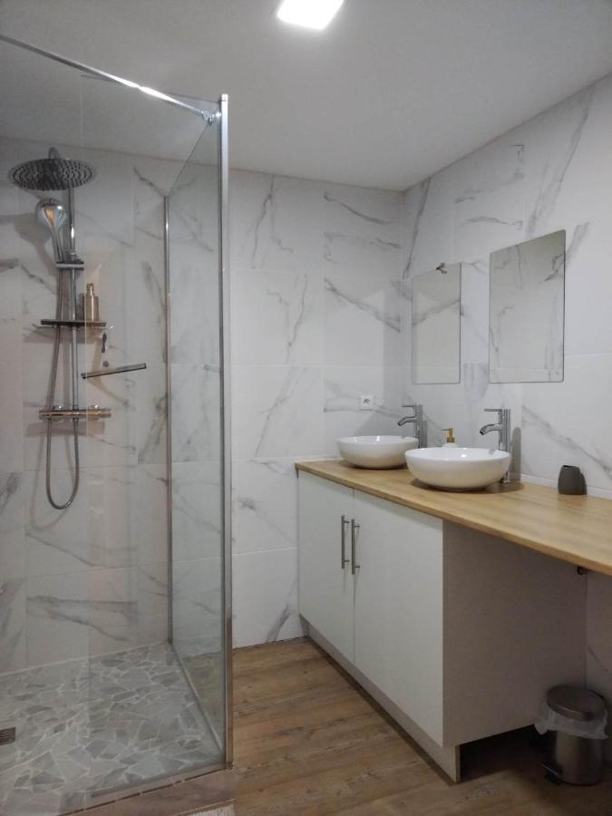 Le Logis Du Bourgneuf Charmante Petite Maison Villa Le Bourgneuf-la-Foret ภายนอก รูปภาพ