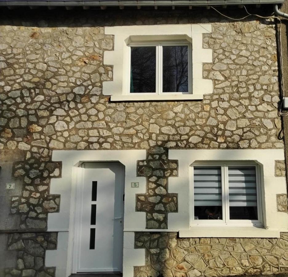 Le Logis Du Bourgneuf Charmante Petite Maison Villa Le Bourgneuf-la-Foret ภายนอก รูปภาพ